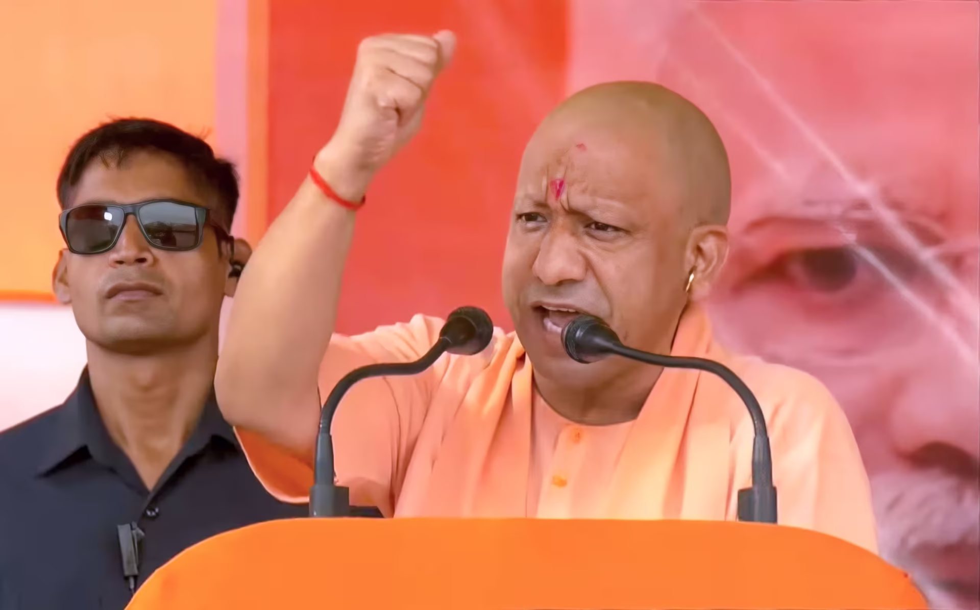 BIHAR ELECTION 2025: ‘बाबर-औरंगजेब’ की एंट्री: सीवान में गरज उठे योगी, बोले- ‘शहाबुद्दीन के बेटे ओसामा का जैसा नाम, वैसा काम’