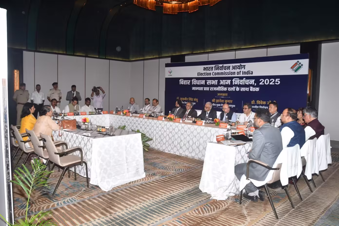 बिहार-चुनाव-से-पहले-चुनाव-आयोग
